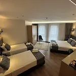 Gulec & - Special Category Szálloda