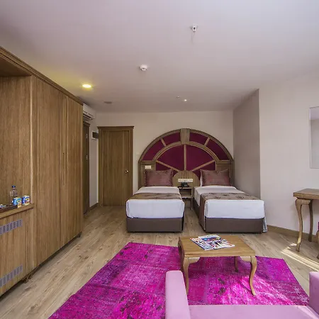 Gulec & - Special Category 4*