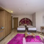 Gulec & - Special Category 4*